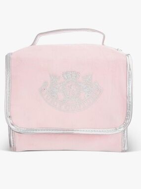 NIB Juicy Couture Light Pink Velvet Cosmetic Train Case with Silver Trim